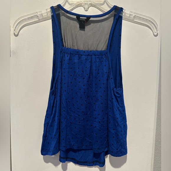 NWOT Guess brand tank w many details - Picture 12 of 13